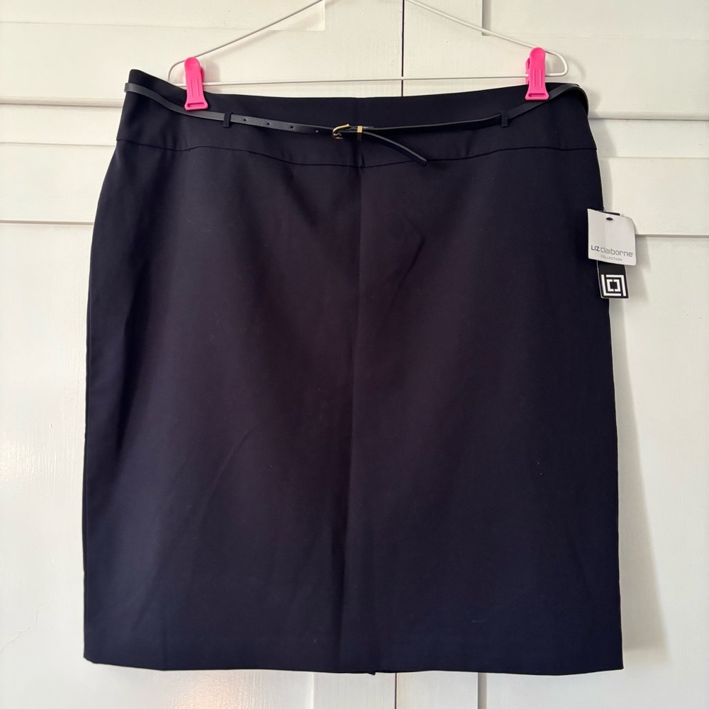 👩💼 NWT Classic Business Pencil Skirt